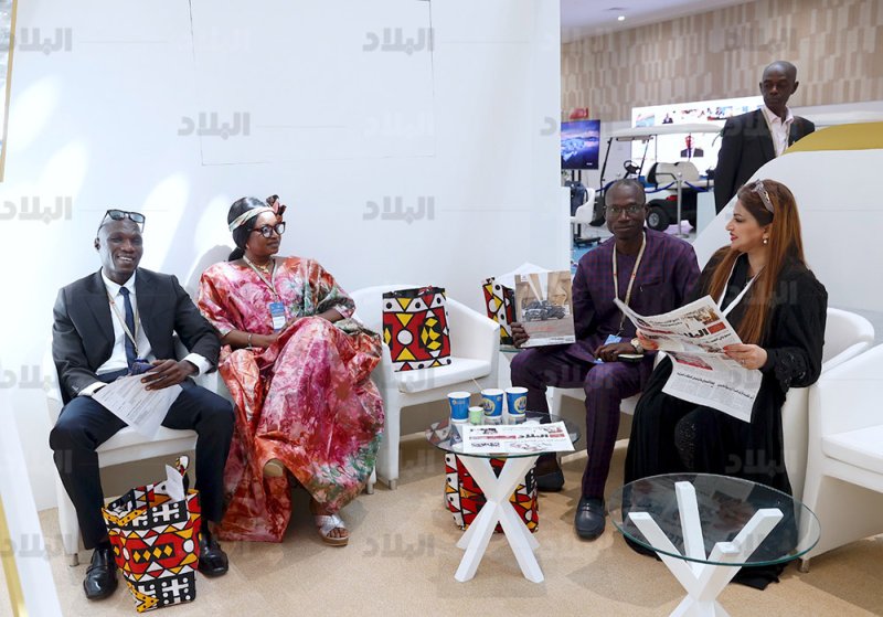 بالصور: جناح "البلاد" يستضيف برلمانيين من مختلف دول العالم