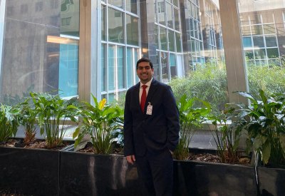 أكاديمي من جامعة البحرين يطَّلع على برامج ريادة الأعمال بجامعات في الولايات المتحدة الأمريكية