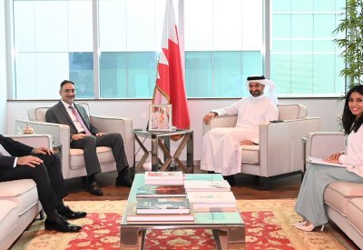 وزير الصناعة والتجارة يلتقي الرئيس التنفيذي لشركة نسيج