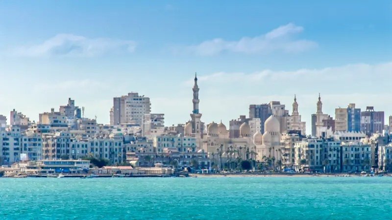 واقعة غامضة.. جثث 3 أجانب في غرفة بفندق مصري