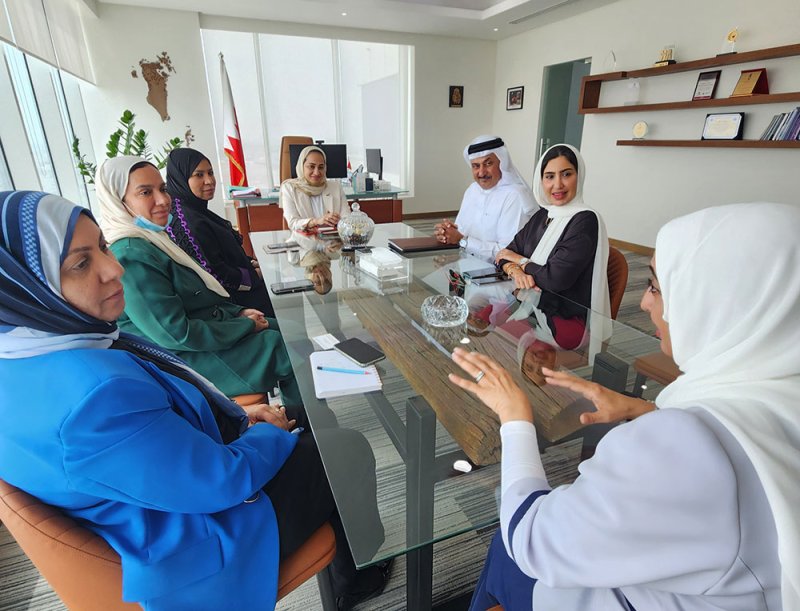 الرئيس التنفيذي لمراكز الرعاية الصحية الأولية تبحث تعزيز سبل التعاون مع مركز العناية بمتلازمة داون