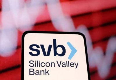 رئيس "SVB" باع أسهماً بـ 3.6 مليون دولار قبل انهيار البنك