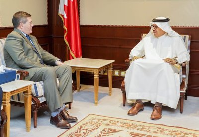 وزير الخارجية يستقبل سفير المملكة المتحدة لدى مملكة البحرين