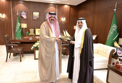 سمو أمير منطقة حائل يستقبل سفير البحرين