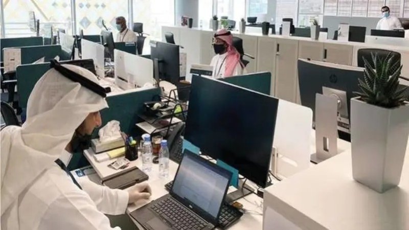 تمديد الإجازة الأسبوعية لـ 3 أيام.. السعودية تبحث إمكانية التطبيق