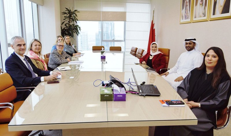 الأمين العام للتظلمات تستقبل سفير مملكة السويد