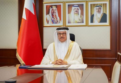 وزير الخارجية يتسلم نسخًا من أوراق اعتماد عدد من سفراء الدول المعينين لدى مملكة البحرين