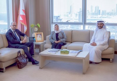 الأمين العام للتظلمات تلتقي سفير هولندا