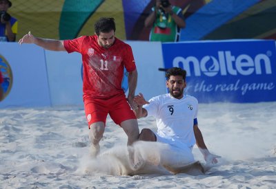 أحمر الشواطئ يتخطى أفغانستان في كأس آسيا