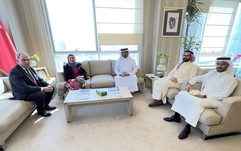 الأمين العام للتظلمات تستقبل نائبا بالبرلمان البريطاني