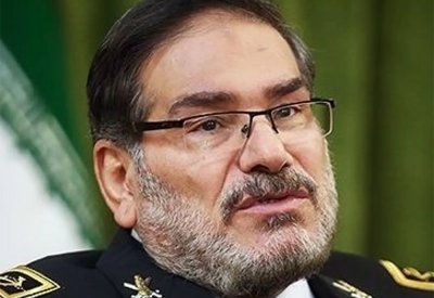 شمخاني يصل العراق لبحث ملفات أمنية واقتصادية مع إيران