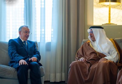 سمو ولي العهد رئيس مجلس الوزراء: مواصلة تعزيز العلاقات الثنائية بين البحرين والجزائر نحو آفاق أرحب