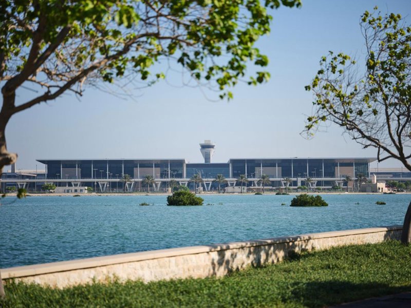 تمرين طوارئ شامل بمطار البحرين.. ووزارة الداخلية تدعو المواطنين والمقيمين إلى التعاون التام مع الجهات المعنية بهدف إجراء التمرين