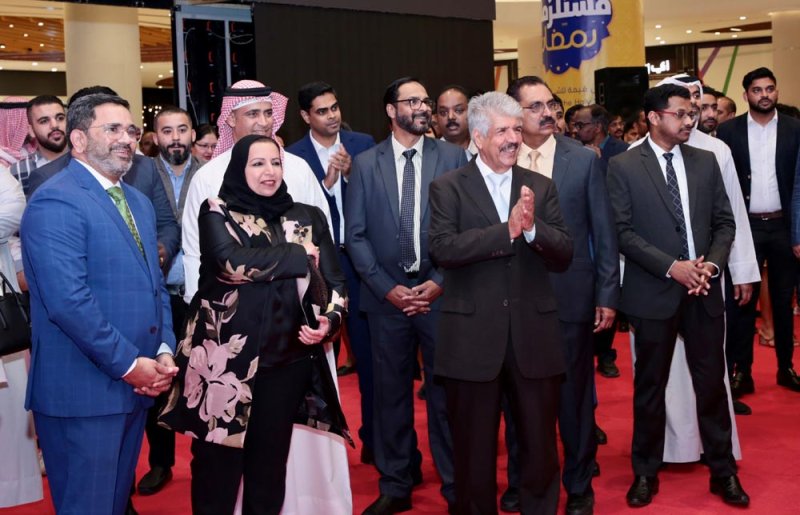 المؤسسة الملكية واللولو هايبر ماركت يدشنان حملة (100 فلس تصنع فرقاً)