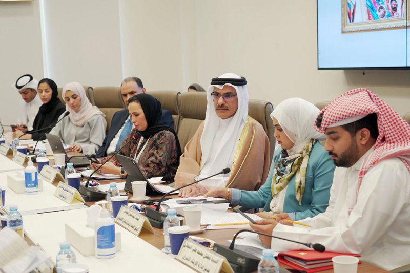 خدمات النواب تناقش مع وزير التنمية مشروع قانون بشأن التعنيف الأسري