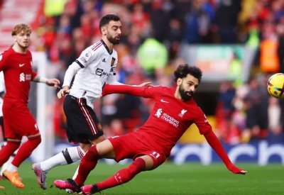 مدافع ليفربول: صلاح اختفى.. ولا ينكر ذلك إلا "أعمى"