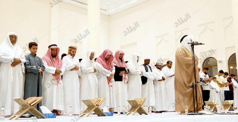 بالصور: صلاة التراويح بجامع‭ ‬صاحبة‭ ‬السمو‭ ‬الشيخة‭ ‬حصة‭ ‬بنت‭ ‬علي‭ ‬بن‭ ‬حمد‭ ‬آل‭ ‬خليفة