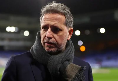 "فيفا" يقرر إيقاف المدير الرياضي لتوتنهام دولياً