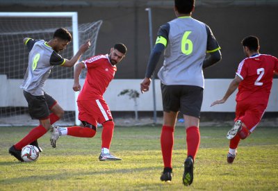 مواجهة صعبة بين الكهرماء وجيبك في نصف نهائي كأس الشركات الكروي