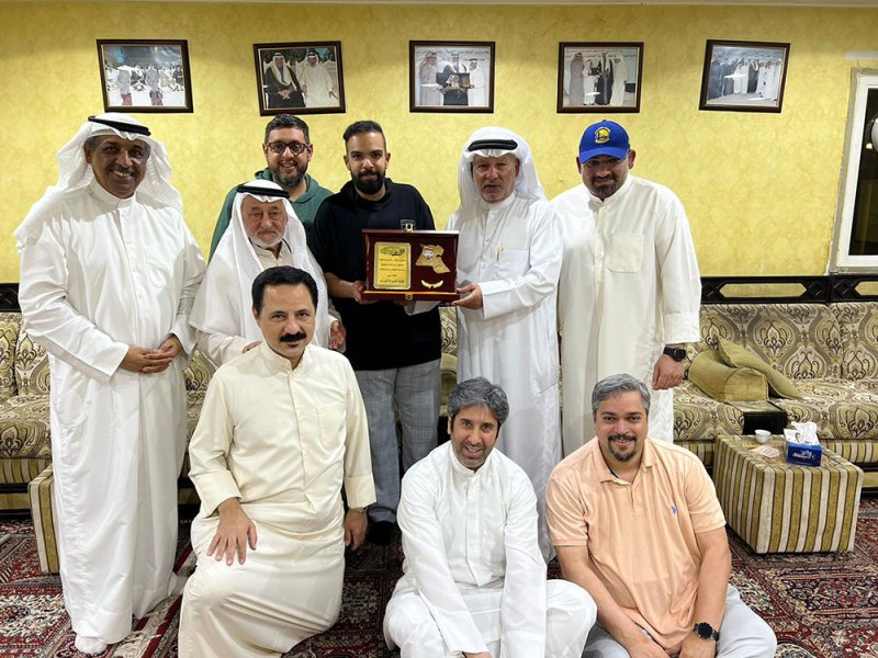 فرقة المسرح الكويتي تكرم الكاتب عثمان الشطي