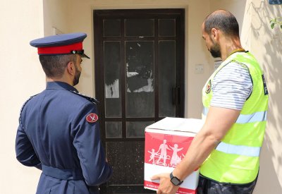 الإدارة العامة لتنفيذ لأحكام والعقوبات البديلة تقوم بتوزيع السلال الرمضانية على الأسر المستفيدة من برنامج فاعل خير