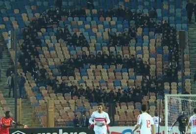 رئيس الزمالك غاضب من "إيموجي" الجماهير خلال مواجهة المريخ
