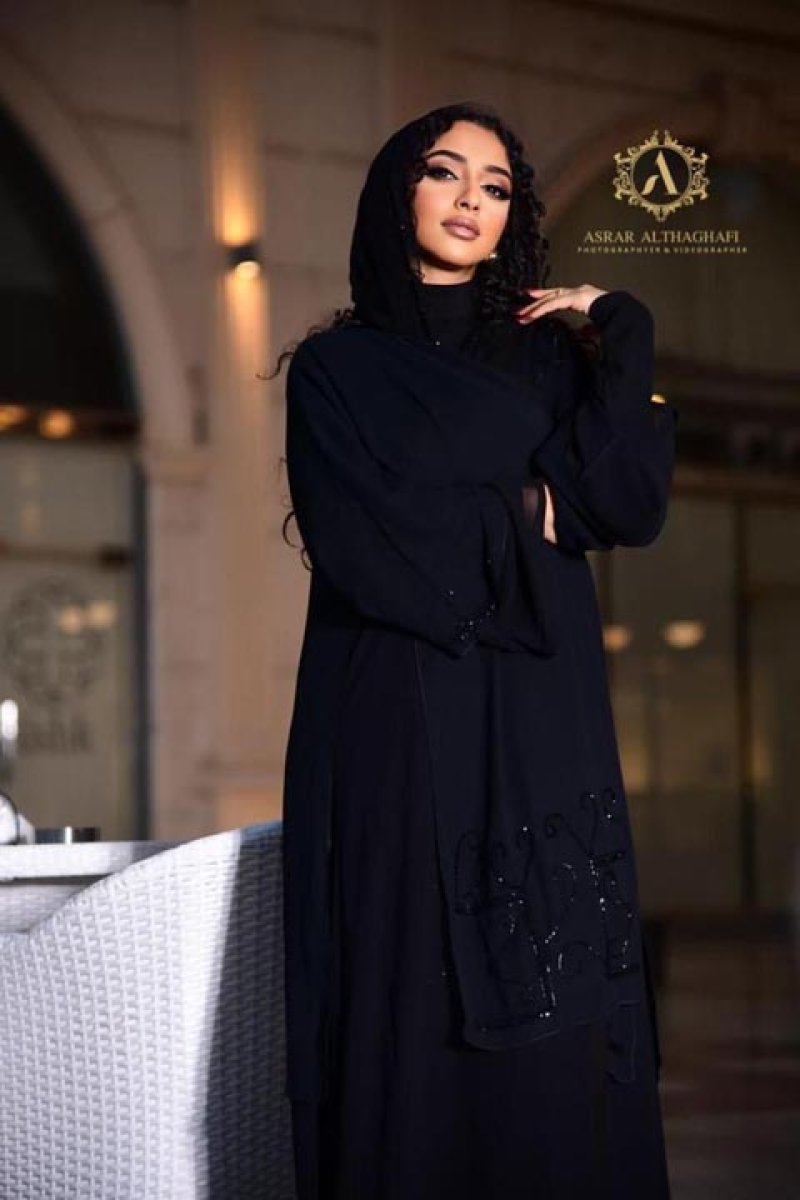  وديان الشهري تصنع برمجة مضادة لبنات جيلها