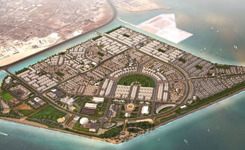 بأربعة مسارات في الاتجاهين .. تطوير شارع شرق سترة