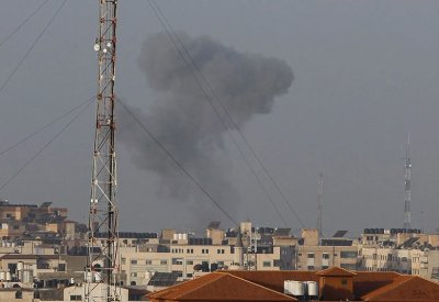بالفيديو: قصف إسرائيلي على غزة بعد صواريخ فلسطينية.. وتوتر في الأقصى