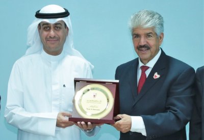 المؤسسة الملكية تتسلم تبرعاً مالياً من البنك الأهلي لدعم حملتها الرمضانية