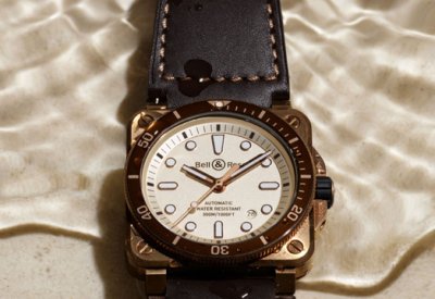 BR 03-92 DIVER WHITE BRONZE: جمال الأعماق