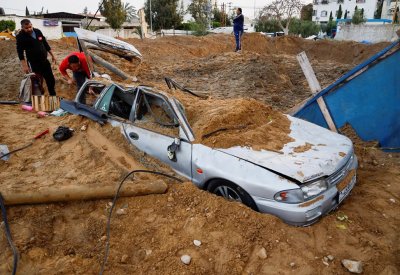 الجيش الإسرائيلي يعلن عودة الحياة لطبيعتها بالمنطقة الحدودية مع قطاع غزة ولبنان
