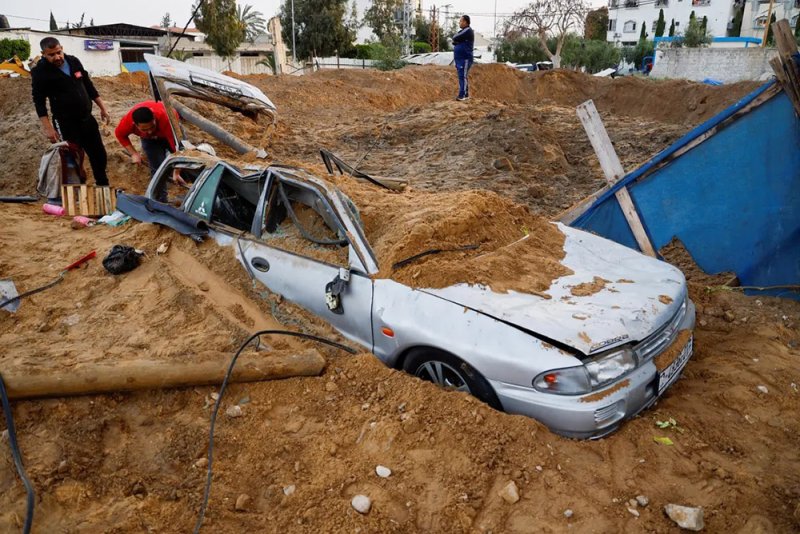الجيش الإسرائيلي يعلن عودة الحياة لطبيعتها بالمنطقة الحدودية مع قطاع غزة ولبنان