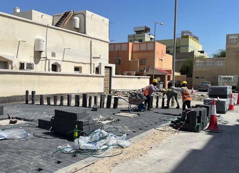 الوزارة تعتذر للإزعاج.. استمرار أعمال التطوير لتحسين شبكة الطرق الداخلية بمدينة عيسى