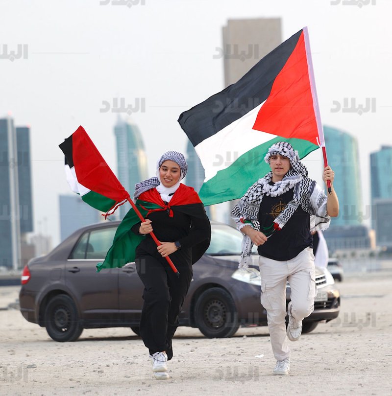 بالصور: البحرينيون في وقفة تضامنية.. لبيك أقصانا