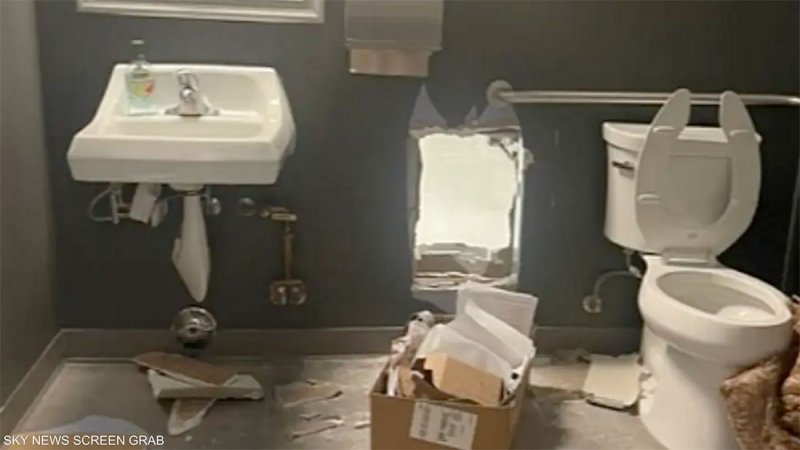 حفرة في الجدار.. سرقة متجر لـ"آبل" بطريقة عجيبة