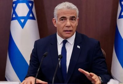 لابيد بعد اجتماع مع نتنياهو: هذه الحكومة غير مؤهلة للقيادة