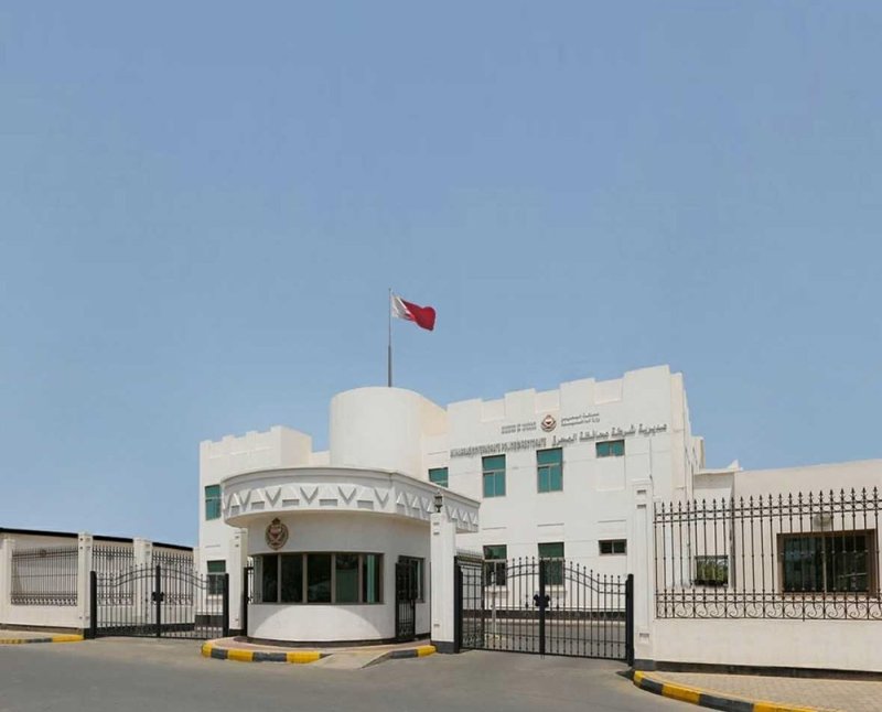 شرطة المحرق: القبض على شخص قام بارتكاب عدة قضايا احتيال على محلات بيع الذهب