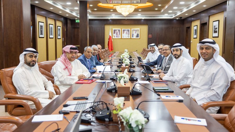"مالية الشورى" تسأل الحكومة عن تفاصيل ارتفاع الإيرادات وعن وسائل تمويل العجز المتوقع في الميزانية