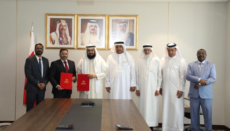 إدارة الأوقاف السنية توقع إتفاقية تأجير مبنى وقفي بـ20 ألف دينار شهريا بالمنامة