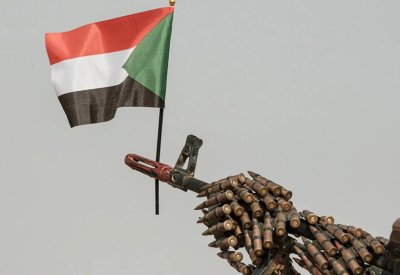 الجيش السوداني يحذر من "منعطف خطير".. واجتماع طارئ