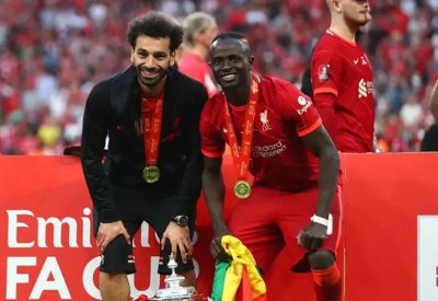 "ميرور": ماني "رجل لطيف".. وصلاح يشهد له