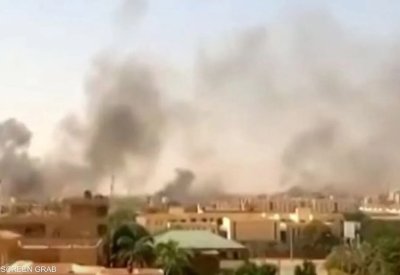 بالفيديو: الخرطوم.. هلع وإطلاق نار كثيف والدعم السريع تسيطر على المطار