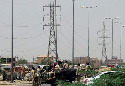 طيران يحلق بالخرطوم.. والجيش يؤكد السيطرة التامة