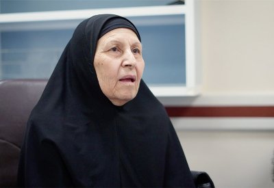 بالفيديو: "السلمانية" ينجح في إزالة ورم سرطاني بالقولون لمريضة سبعينية