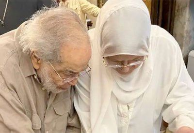 لقطة نادرة.. أحدث ظهور للفنان حسن يوسف برفقة شمس البارودي