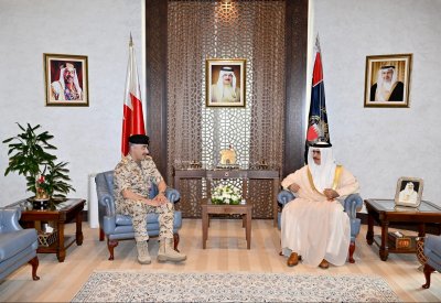 معالي وزير الداخلية يستقبل قائد الخدمات الطبية الملكية بالوكالة ويهنئه بالثقة الملكية السامية