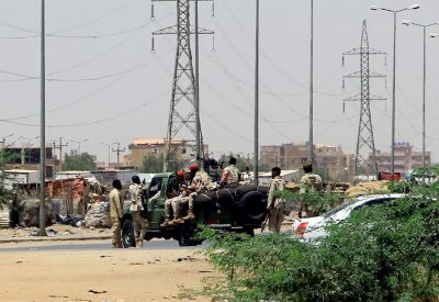 السودان.. طرفا النزاع يوافقان على فتح "مسارات آمنة" لساعات