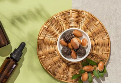 أي زيوت نباتية هي الأفضل لتنظيف البشرة؟