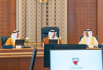 مجلس الوزراء يدعو أطراف النزاع في السودان إلى تغليب الحكمة والعقل ووقف الاشتباكات واللجوء إلى الحوار للتوصل إلى حلول سياسية